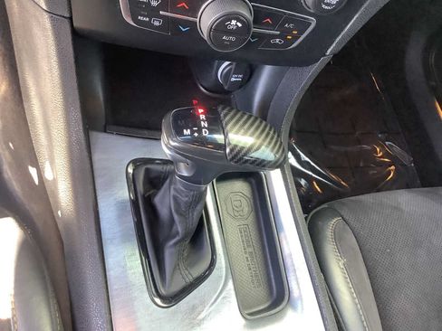 Used 2017 Dodge Charger R/T RWD image 17