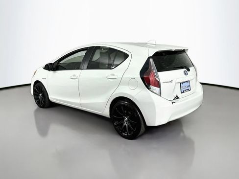 Used 2015 Toyota Prius C One FWD image 6