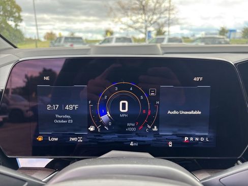 New 2025 Chevrolet Suburban Premier image 13