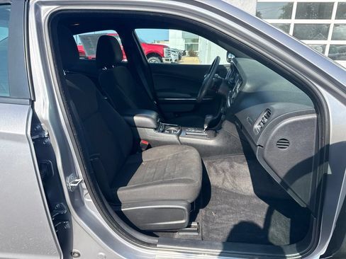 Used 2014 Dodge Charger SE w/ Sport Appearance Group RWD image 31