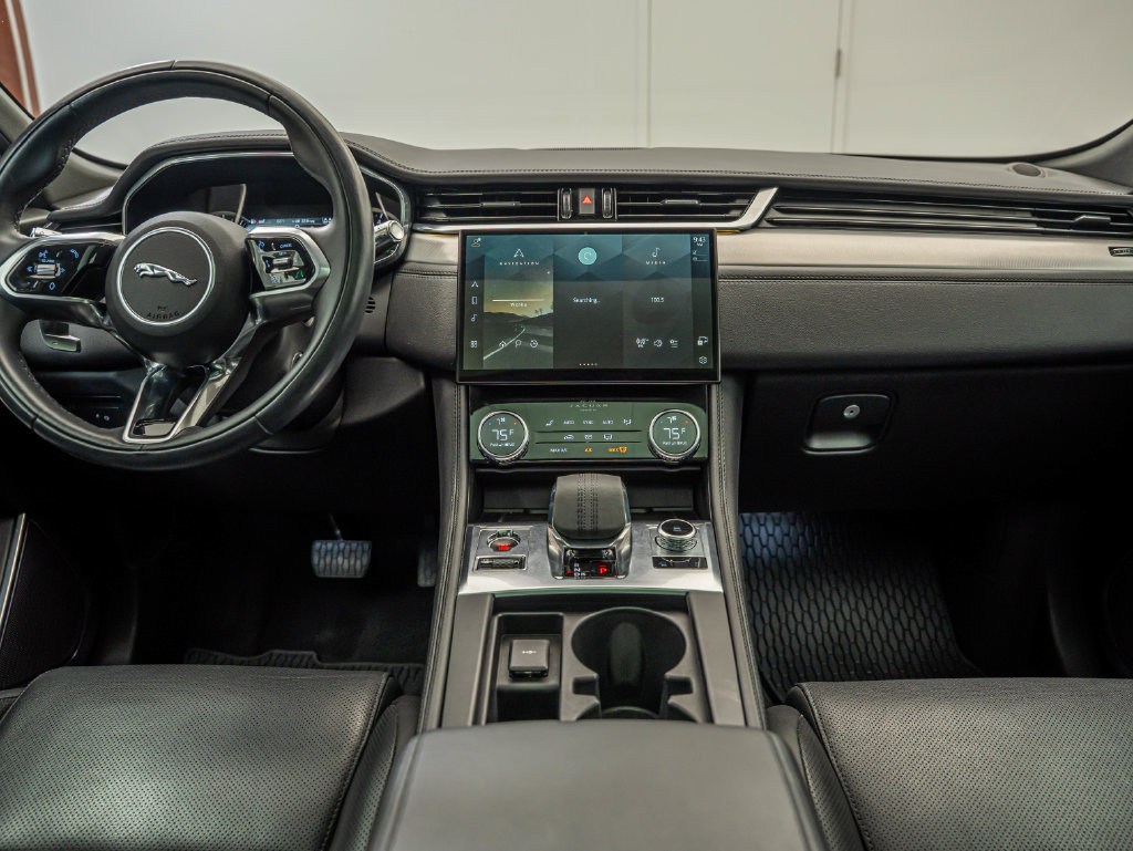 Used 2021 Jaguar F-PACE S AWD/4WD image 28