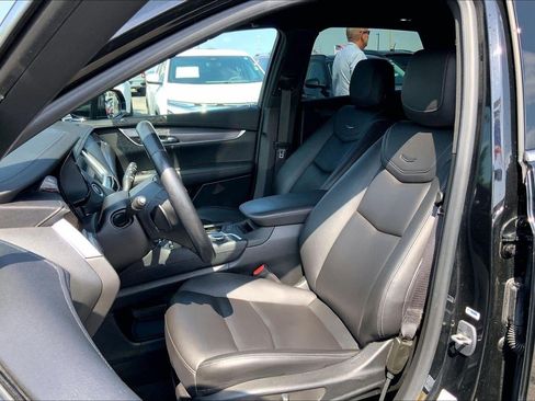Used 2023 Cadillac XT5 Luxury FWD image 21