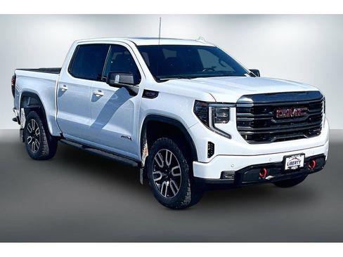 Used 2022 GMC Sierra 1500 AT4 AWD/4WD image 3