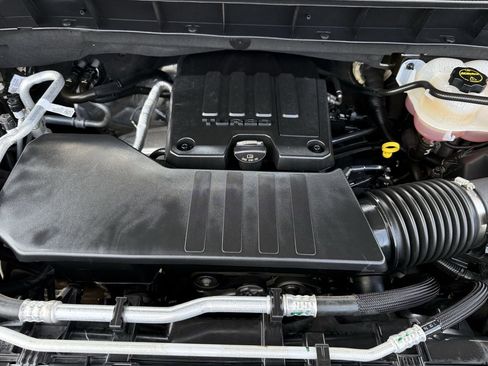 Certified 2025 Chevrolet Silverado 1500 Custom w/ LPO, Dark Essentials Package image 26