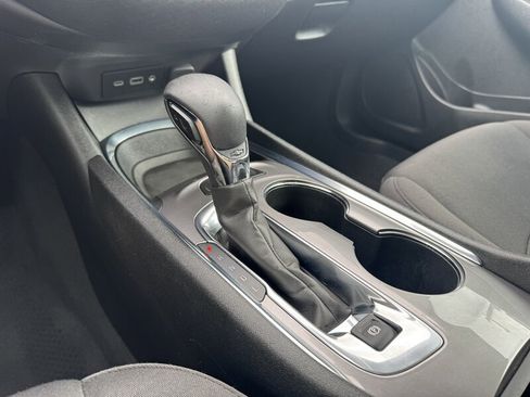 Used 2023 Chevrolet Malibu LT image 15