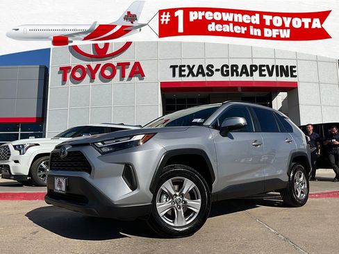 Used 2025 Toyota RAV4 XLE w/ Weather Package image 1