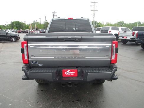 Used 2024 Ford F250 Platinum AWD/4WD image 7