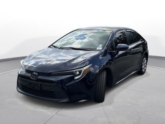 Used 2023 Toyota Corolla LE video 2