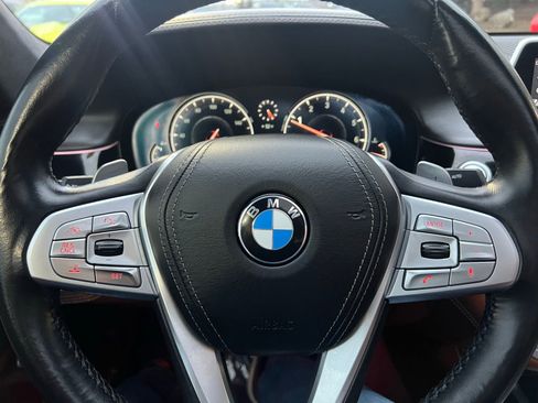 Used 2018 BMW 750i image 43