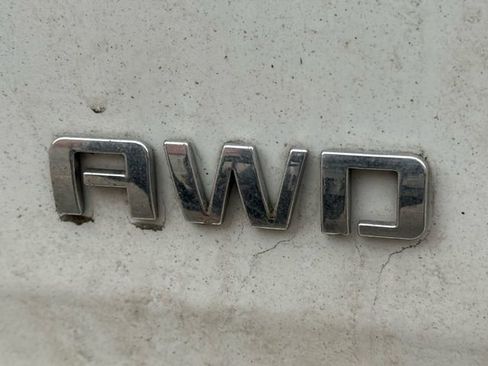 Used 2024 Chevrolet Equinox LT image 12