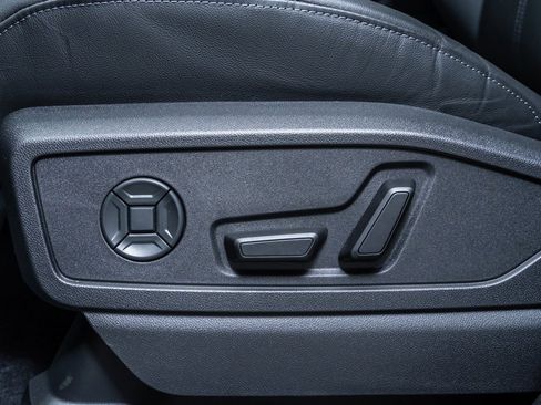 New 2025 Audi Q5 2.0T Premium Plus image 25