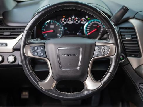 Used 2019 GMC Yukon Denali w/ Denali Ultimate Package AWD/4WD image 29