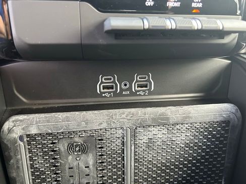 Used 2025 RAM 1500 Big Horn RWD image 47