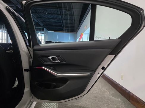 Used 2025 BMW 330i xDrive Sedan image 25