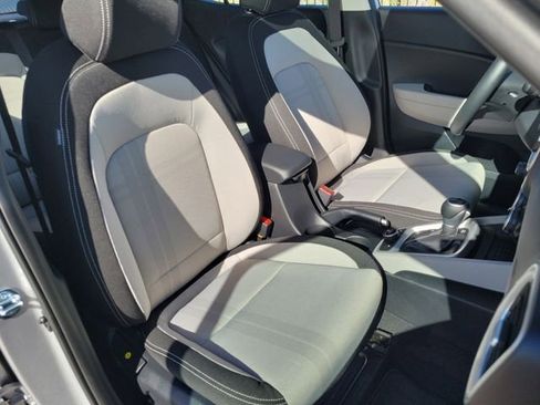 New 2026 Hyundai Venue SEL image 19