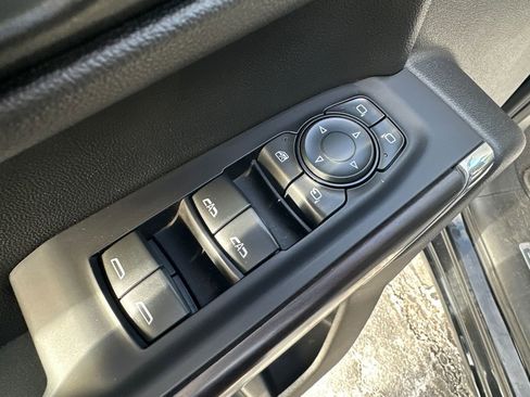 Used 2019 GMC Sierra 1500 SLT w/ Max Trailering Package image 19