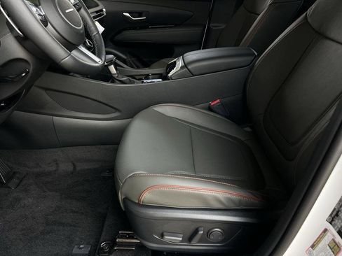 New 2025 Hyundai Santa Cruz Limited image 10