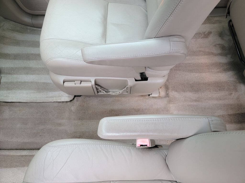 Used 2002 Toyota Sienna XLE w/ XLE Luxury Pkg FWD image 20