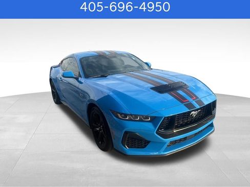 Used 2025 Ford Mustang GT image 2