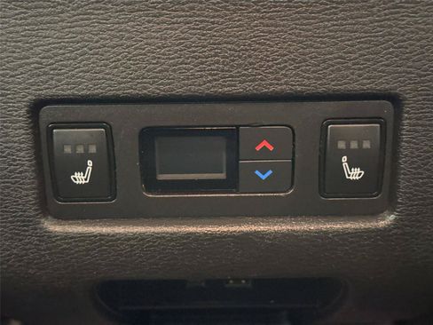 Used 2024 Mitsubishi Outlander SEL FWD image 36