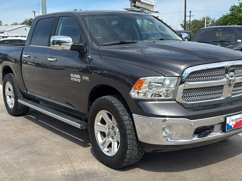 Certified 2018 RAM 1500 Lone Star image 3