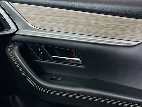 Used 2025 MAZDA CX-90 Plug-In Hybrid w/Premium Sport image 17