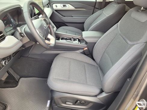 New 2026 Ford Explorer Active image 22