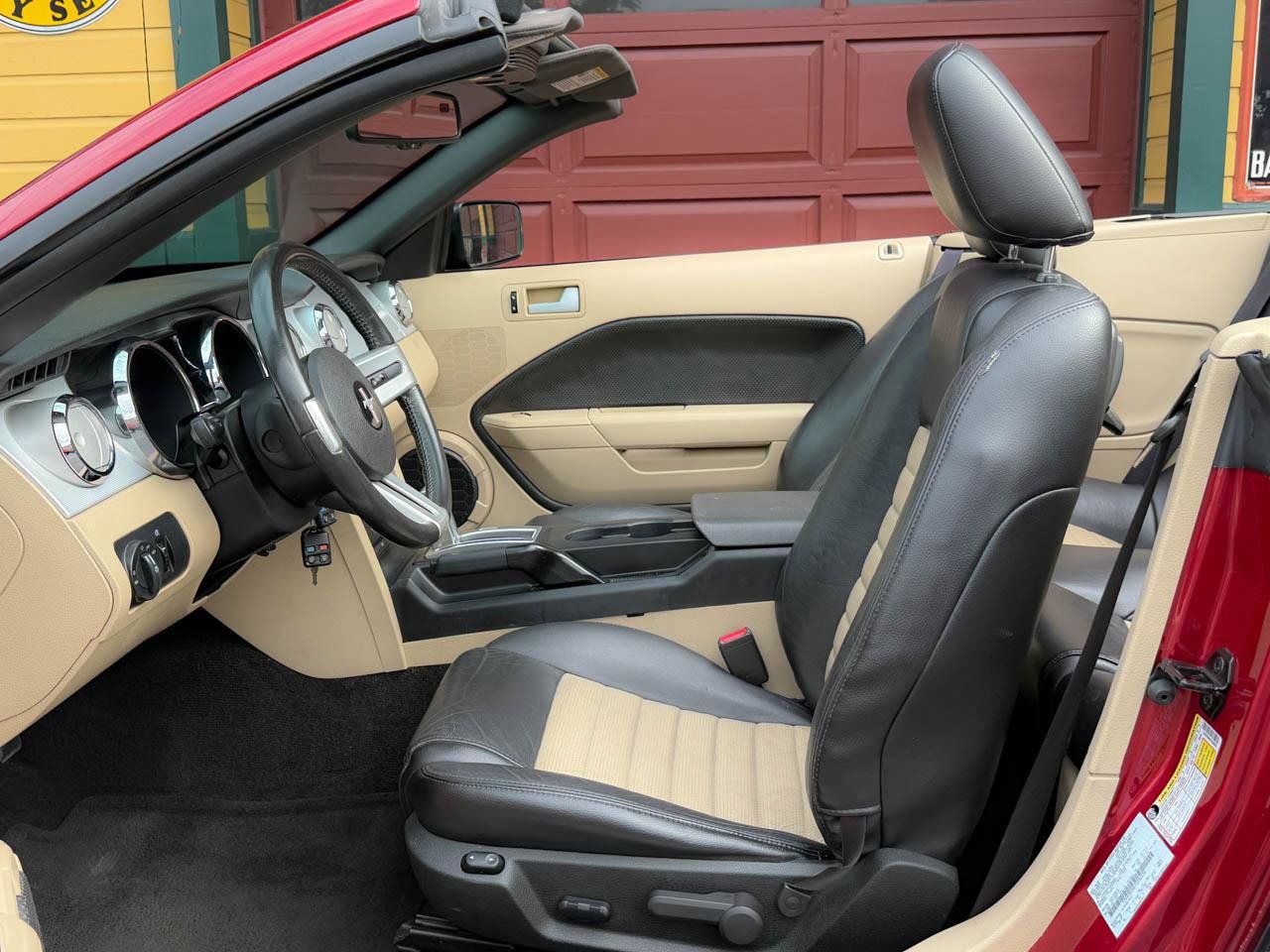 Used 2007 Ford Mustang GT Premium RWD image 22