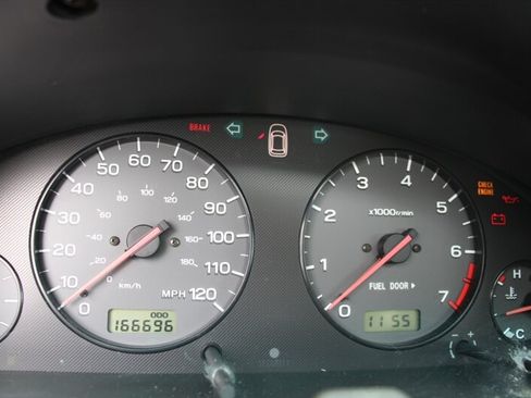 Used 2000 Subaru Outback Limited AWD/4WD image 7