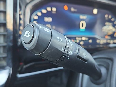 Used 2022 Chevrolet Silverado 1500 LT w/ Protection Package image 27