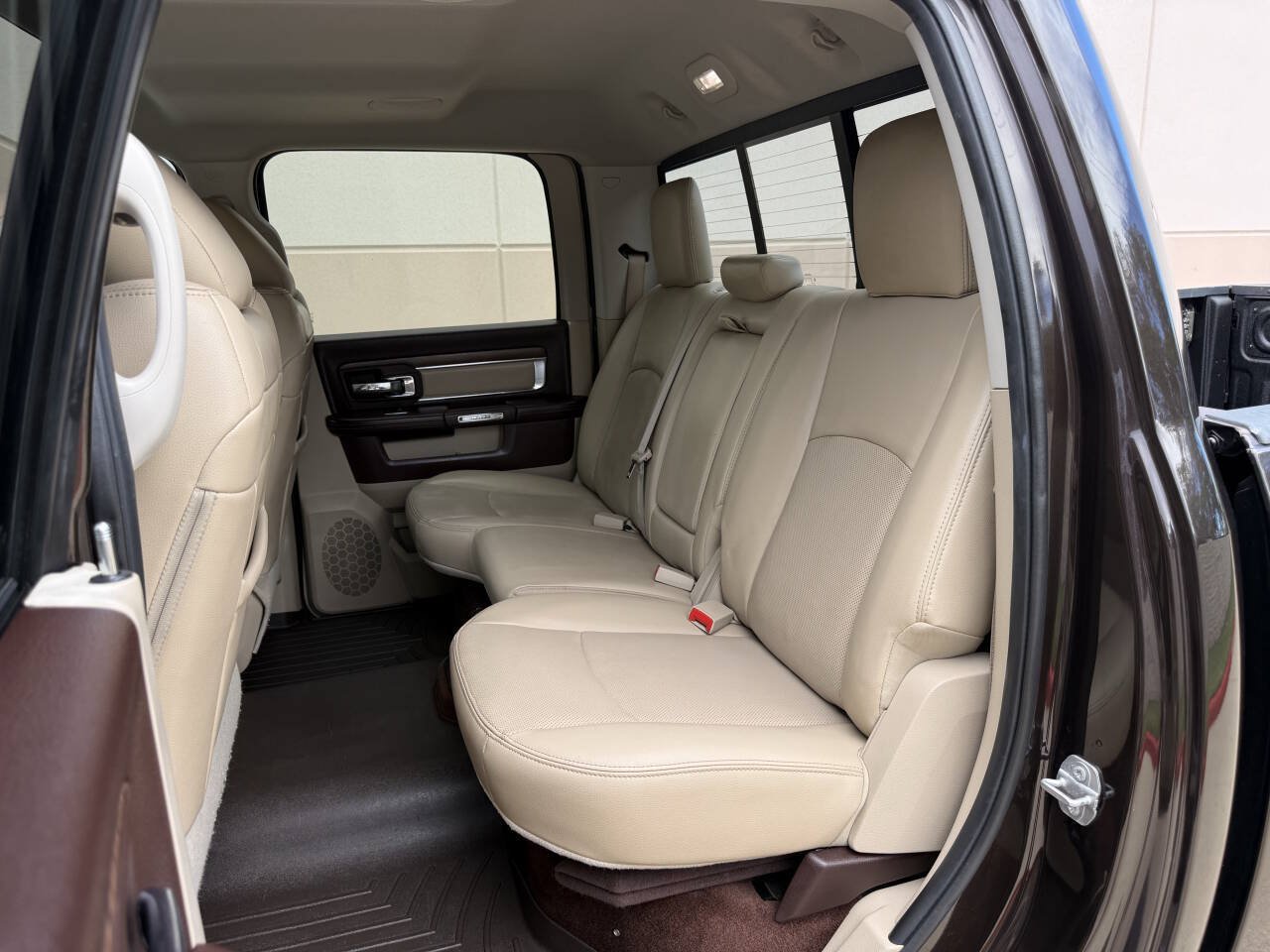 Used 2017 RAM 2500 Laramie AWD/4WD image 12