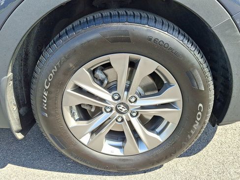 Used 2014 Hyundai Santa Fe Sport w/ Technology Package 04 FWD image 9