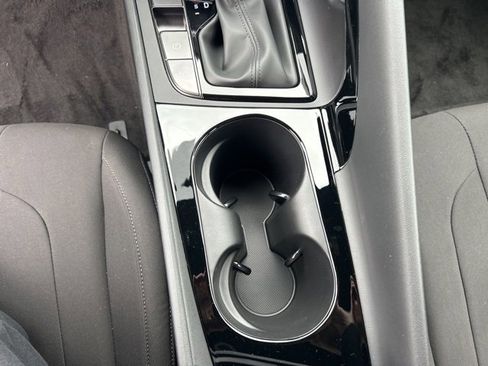 New 2026 Hyundai Elantra SEL Sport image 23