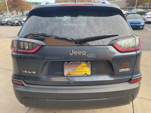 Used 2021 Jeep Cherokee Latitude Plus image 4