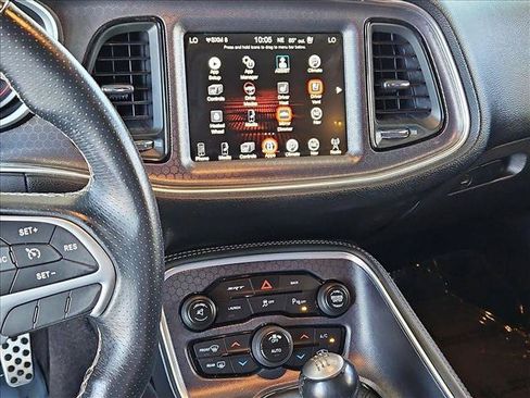Used 2016 Dodge Challenger SRT w/ Technology Group RWD image 14