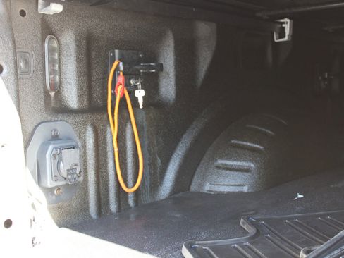 Used 2017 Ford F250 Platinum w/ Platinum Ultimate Package image 30