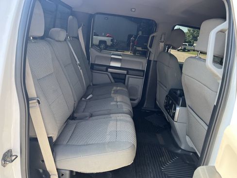 Used 2017 Ford F150 XLT w/ Equipment Group 302A Luxury AWD/4WD image 29