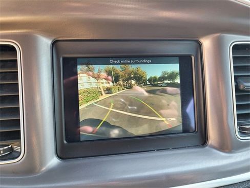 Certified 2022 Dodge Charger SXT image 18