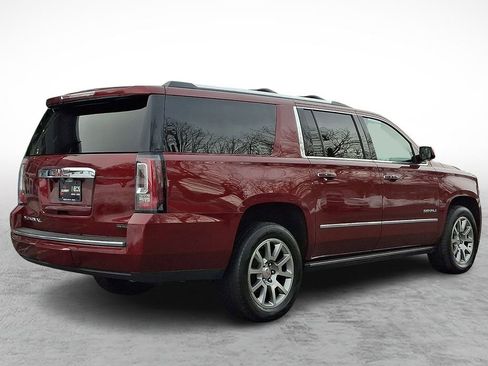 Used 2020 GMC Yukon XL Denali w/ Open Road Package image 4