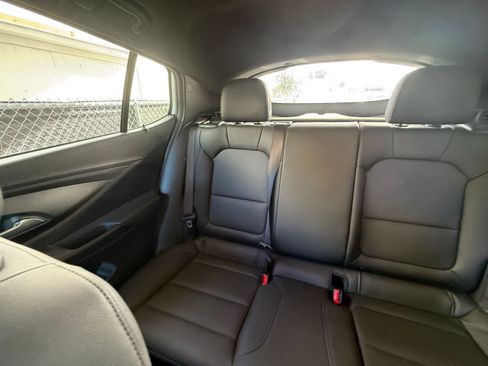 Used 2025 Buick Envista Sport Touring image 39