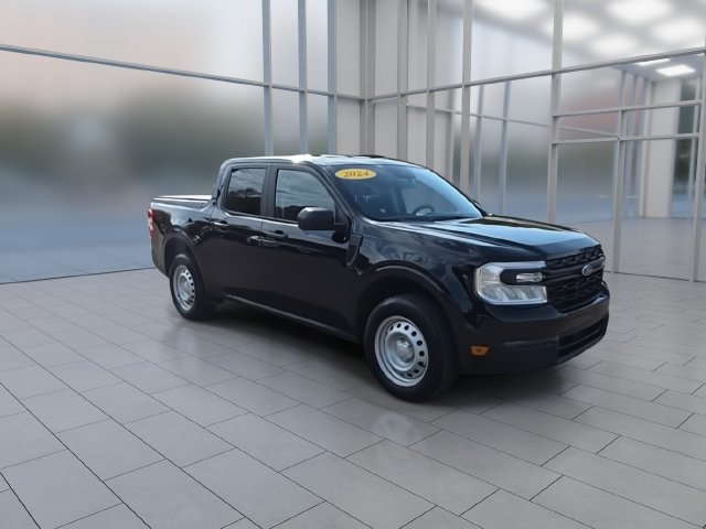 Used 2024 Ford Maverick XL w/ Equipment Group 100A Standard AWD/4WD image 2