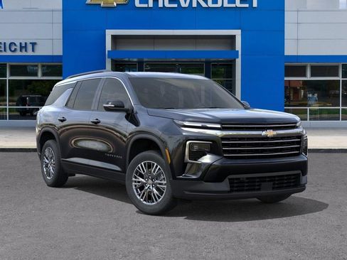 New 2027 Chevrolet Traverse LT w/ LPO, Floor Liner Package AWD/4WD image 7