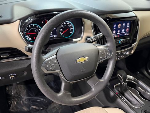 Used 2023 Chevrolet Traverse LS w/ Safety Package AWD/4WD image 3