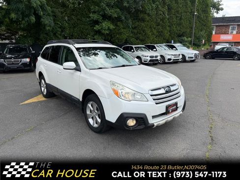 Used 2014 Subaru Outback 2.5i Limited AWD/4WD image 6