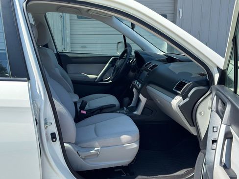 Used 2016 Subaru Forester 2.5i w/ Alloy Wheel Package AWD/4WD image 14