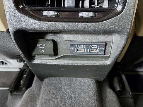 Used 2022 Jeep Grand Cherokee L Limited w/ Luxury Tech Group II image 28