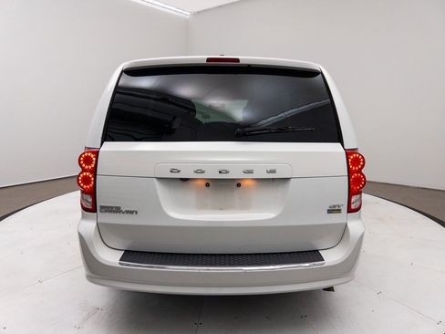 Used 2018 Dodge Grand Caravan GT image 11