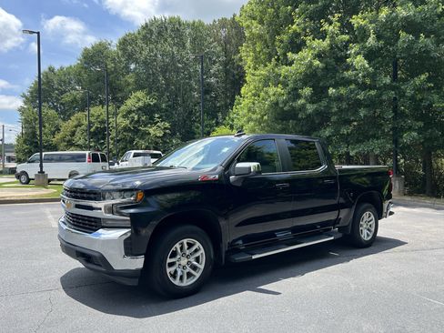 Used 2021 Chevrolet Silverado 1500 LT w/ Z71 Off-Road Package AWD/4WD image 5