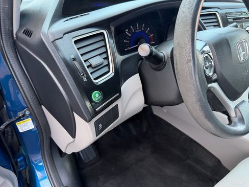 Used 2013 Honda Civic LX image 17