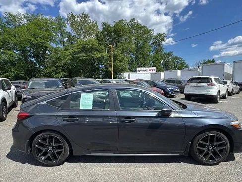 Used 2023 Honda Civic Sport Touring image 3